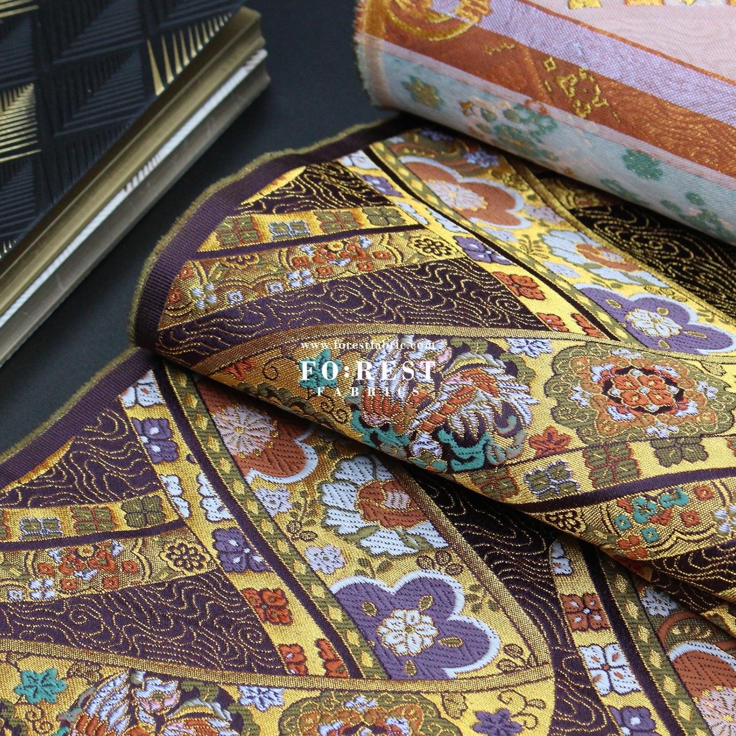 Gold Brocade - Phoenix fabric DarkPurple - FO:REST Fabric 布恩堂Liberty fabrictana lawnjapanese fabricykk zipper