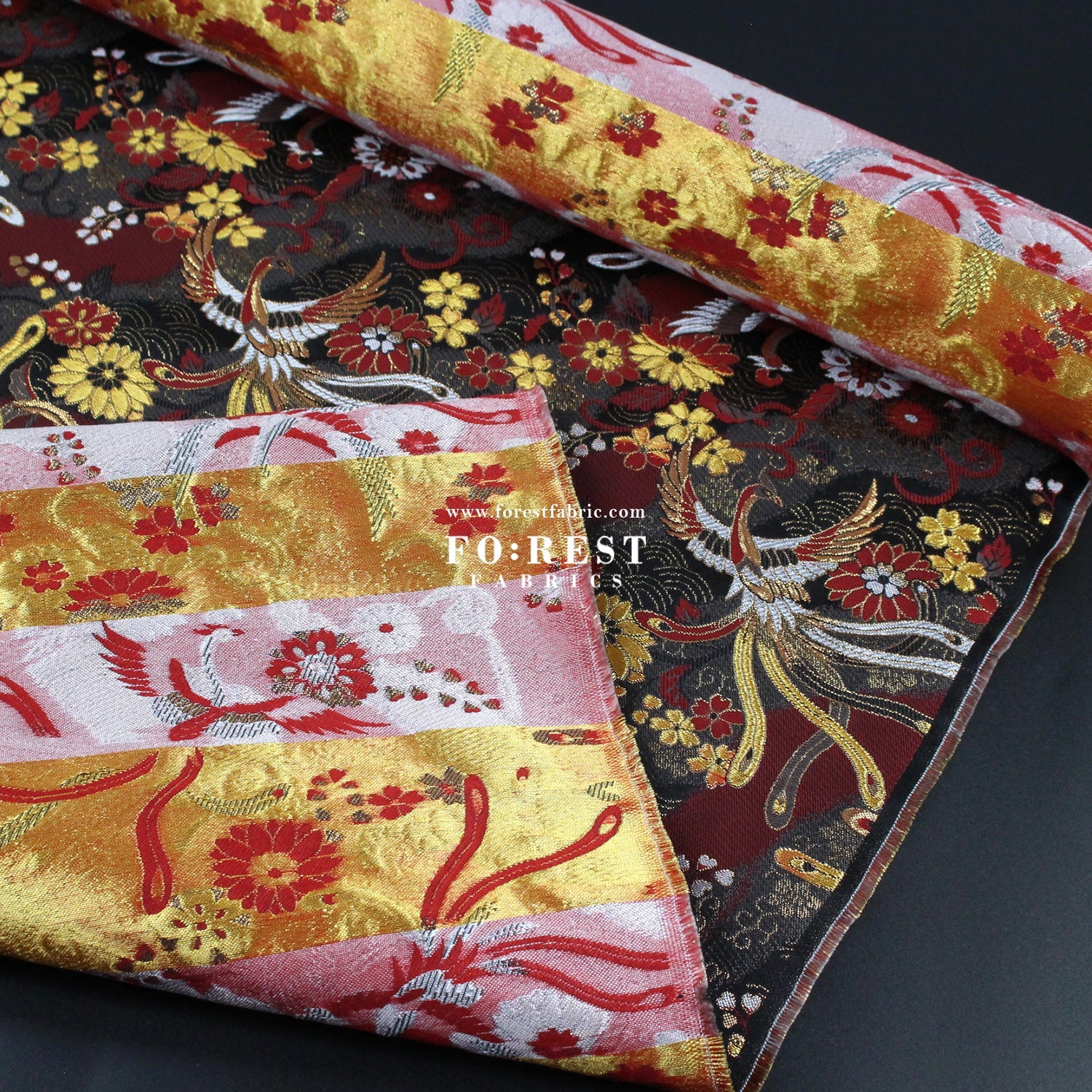 Gold brocade - Phoenix Japanese style KINRAN fabric Blacke Red - FO:REST Fabric 布恩堂Liberty fabrictana lawnjapanese fabricykk zipper