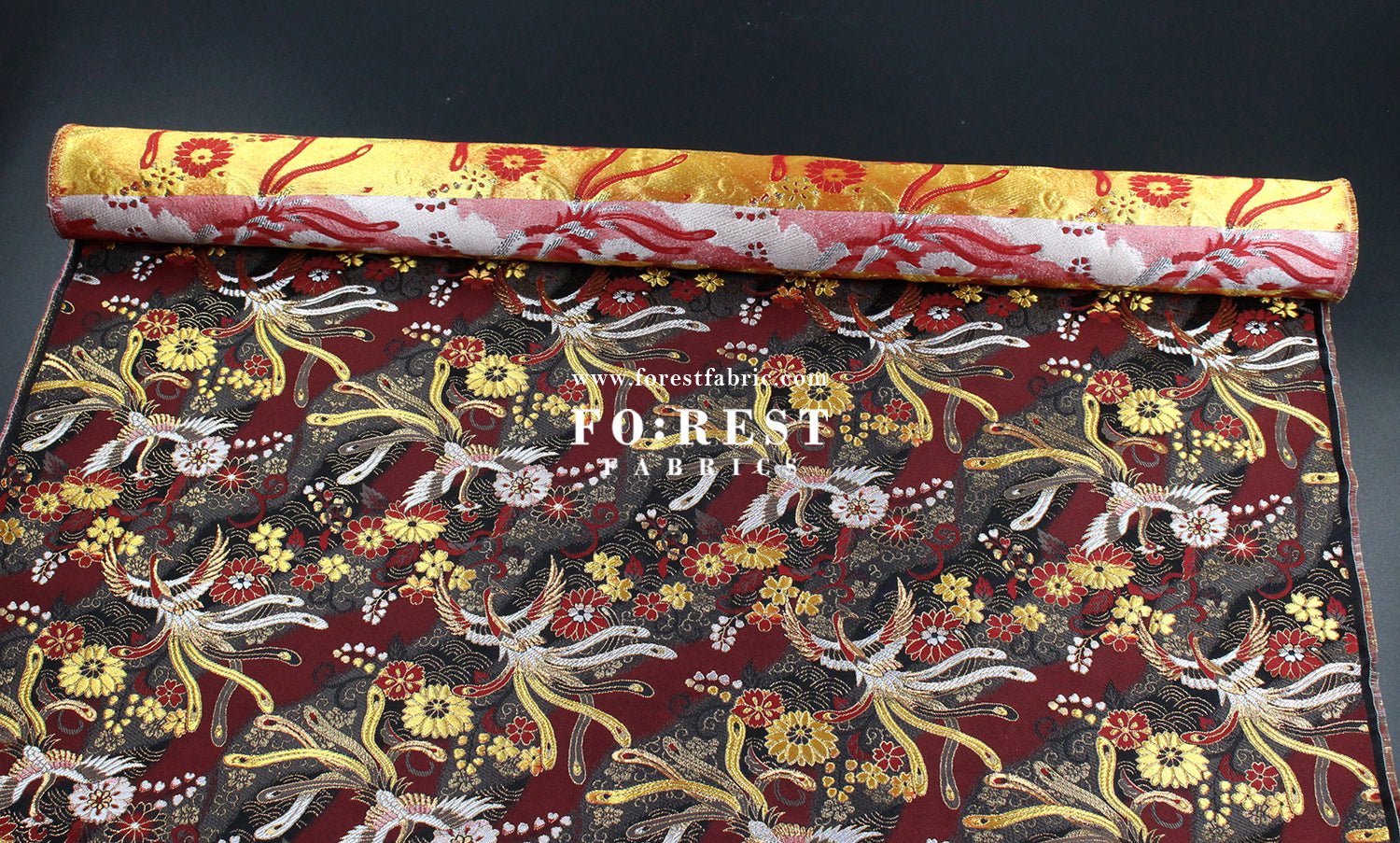 Gold brocade - Phoenix Japanese style KINRAN fabric Blacke Red - FO:REST Fabric 布恩堂Liberty fabrictana lawnjapanese fabricykk zipper