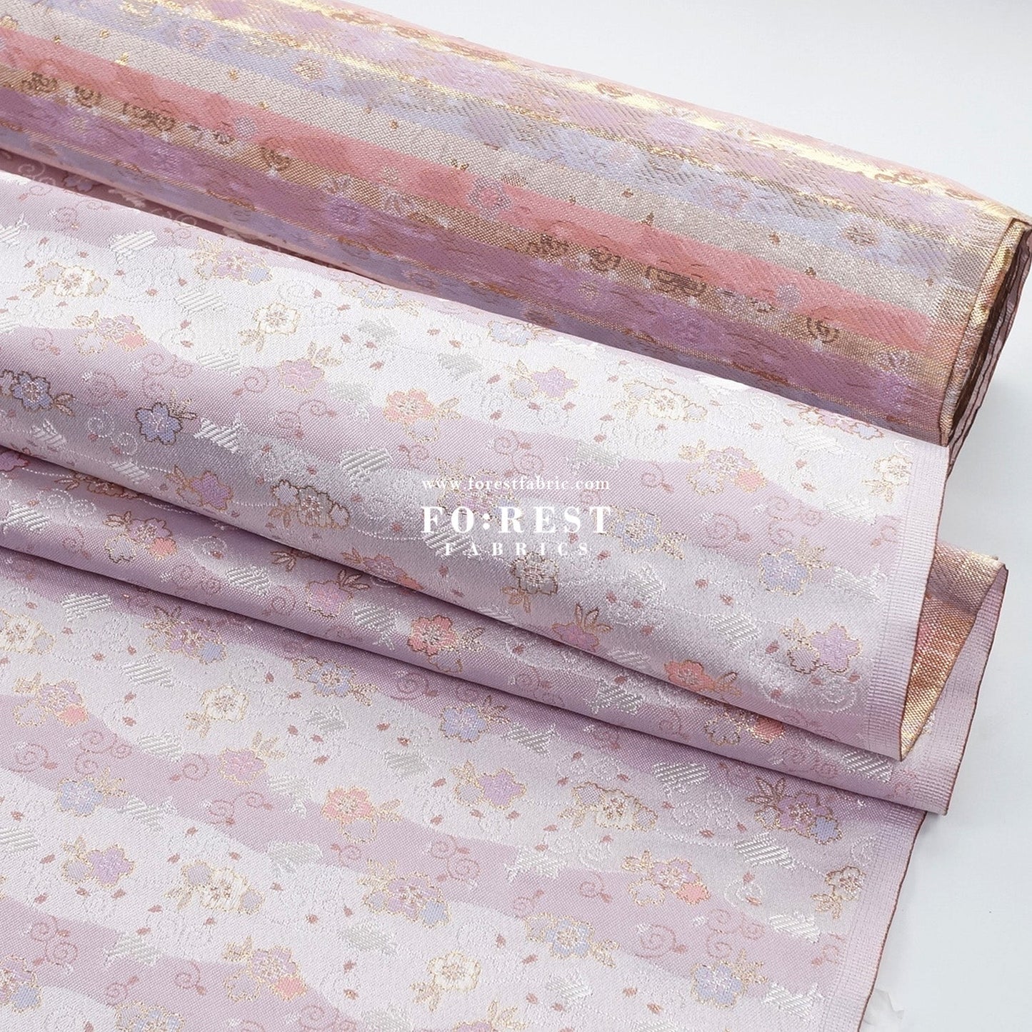 Gold Brocade - Rabbit Cloud fabric Gold - FO:REST Fabric 布恩堂Liberty fabrictana lawnjapanese fabricykk zipper