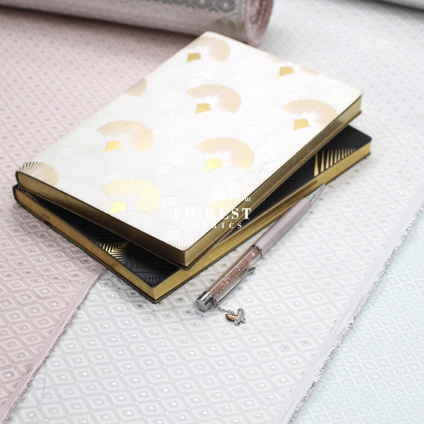 Gold Brocade - Rhombus shape fabric - FO:REST Fabric 布恩堂Liberty fabrictana lawnjapanese fabricykk zipper