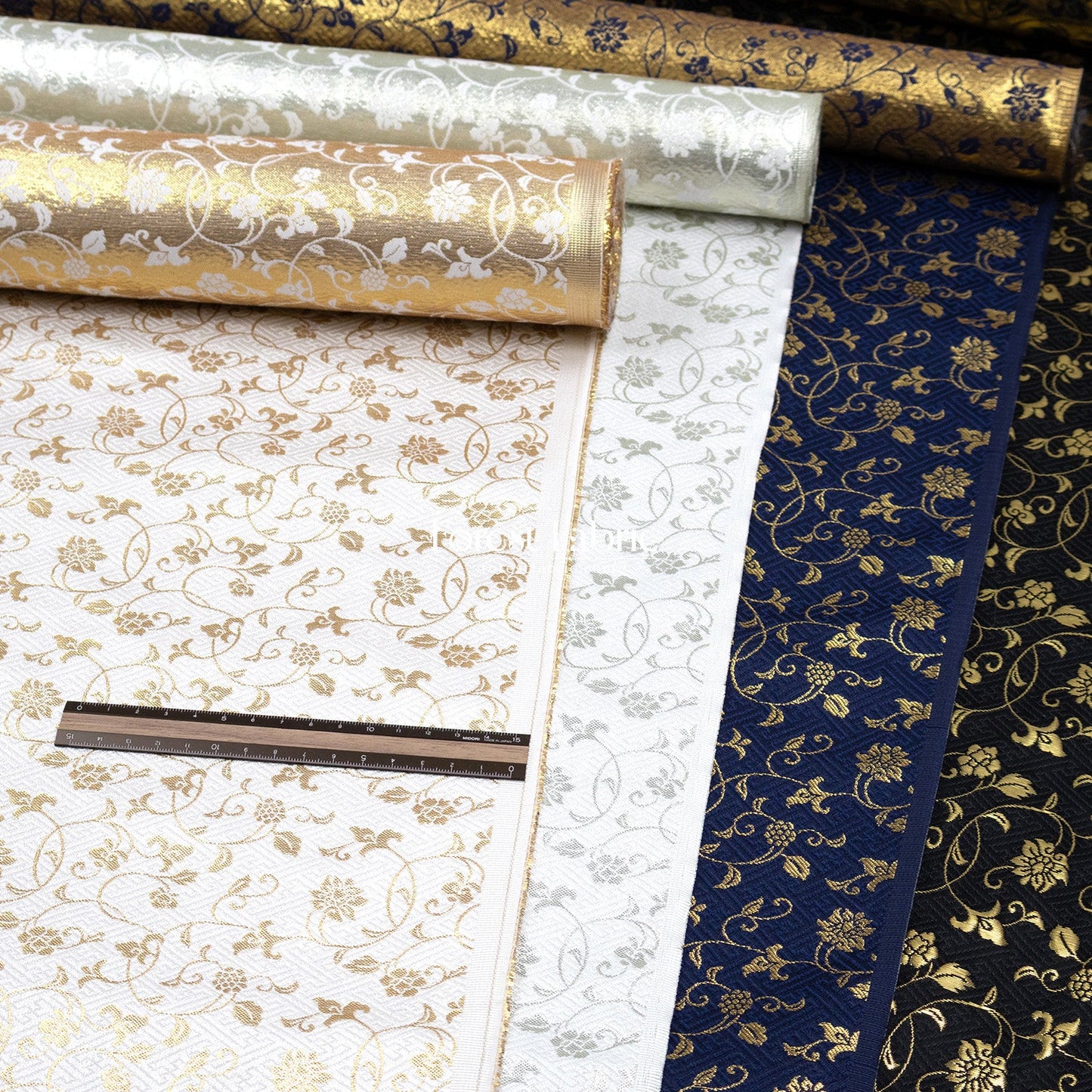 Gold Brocade - Rose vine fabric White - FO:REST Fabric 布恩堂Liberty fabrictana lawnjapanese fabricykk zipper