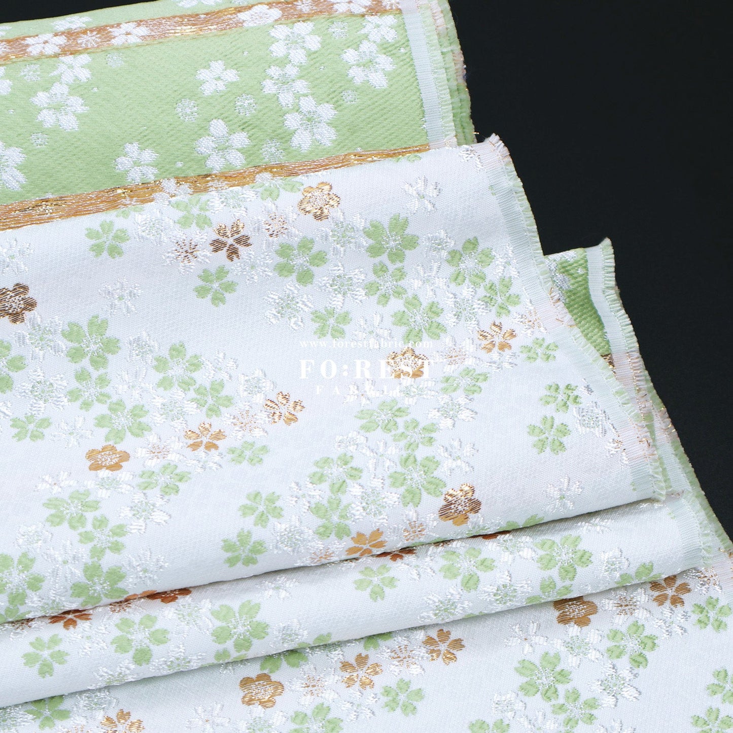 Gold Brocade - Sakura fabric MatchaGreen - FO:REST Fabric 布恩堂Liberty fabrictana lawnjapanese fabricykk zipper