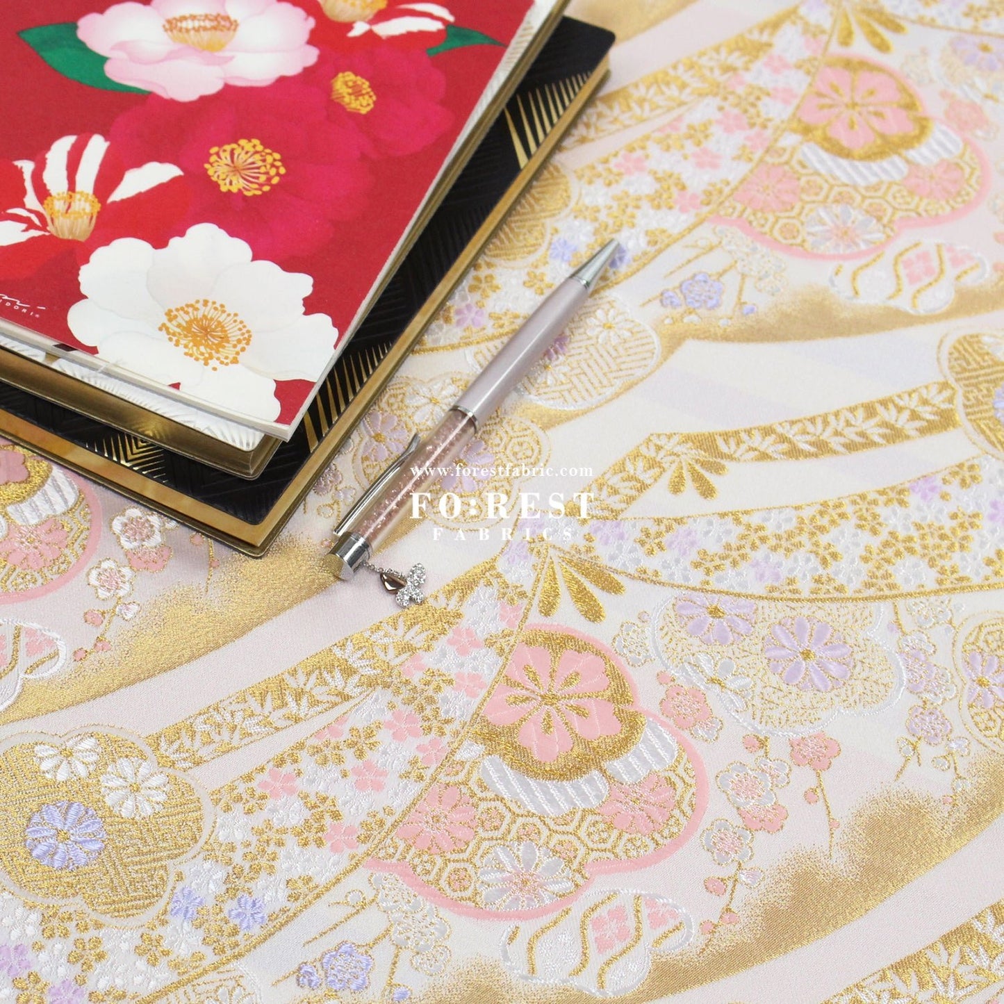 Gold Brocade - sakura Flower fabric WhitePink - FO:REST Fabric 布恩堂Liberty fabrictana lawnjapanese fabricykk zipper