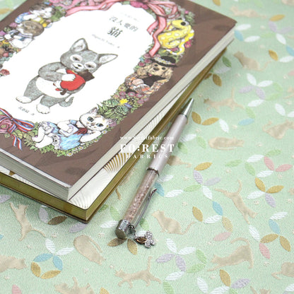 Gold Brocade - Shippo Cats fabric Light Green - FO:REST Fabric 布恩堂Liberty fabrictana lawnjapanese fabricykk zipper