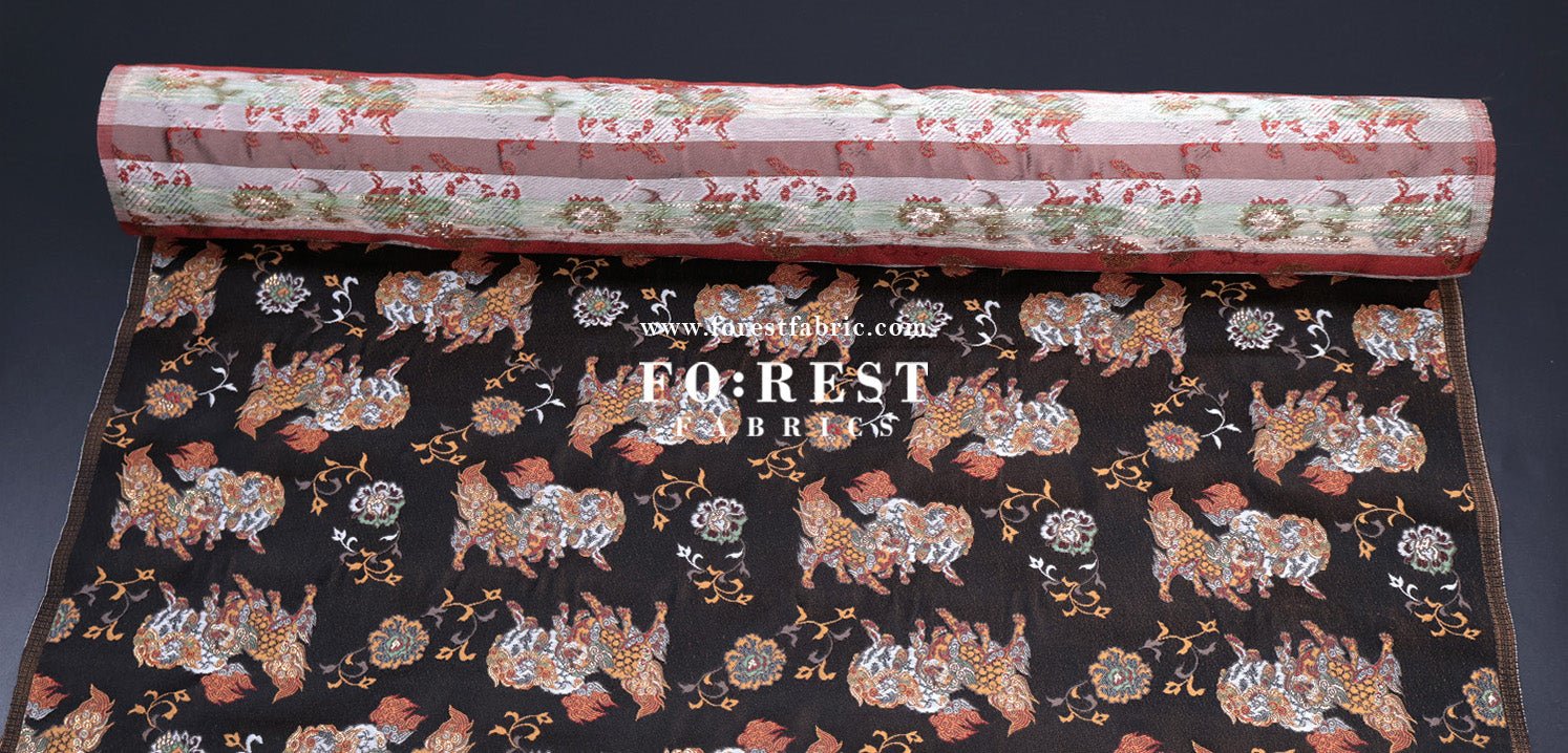 Gold Brocade - Tang lion fabric Darkbrown - FO:REST Fabric 布恩堂Liberty fabrictana lawnjapanese fabricykk zipper