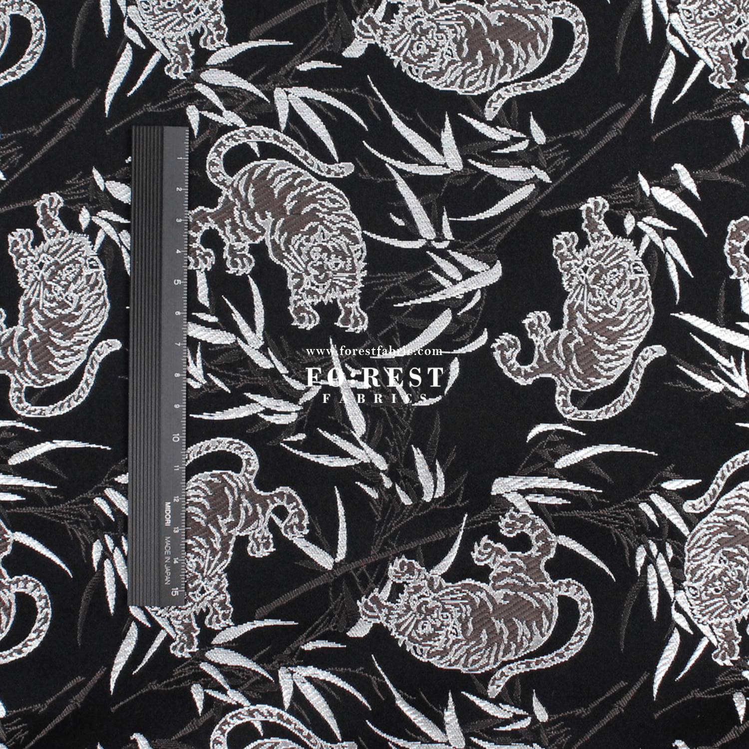 Gold Brocade - Tiger bamboo fabric Silver - FO:REST Fabric 布恩堂Liberty fabrictana lawnjapanese fabricykk zipper
