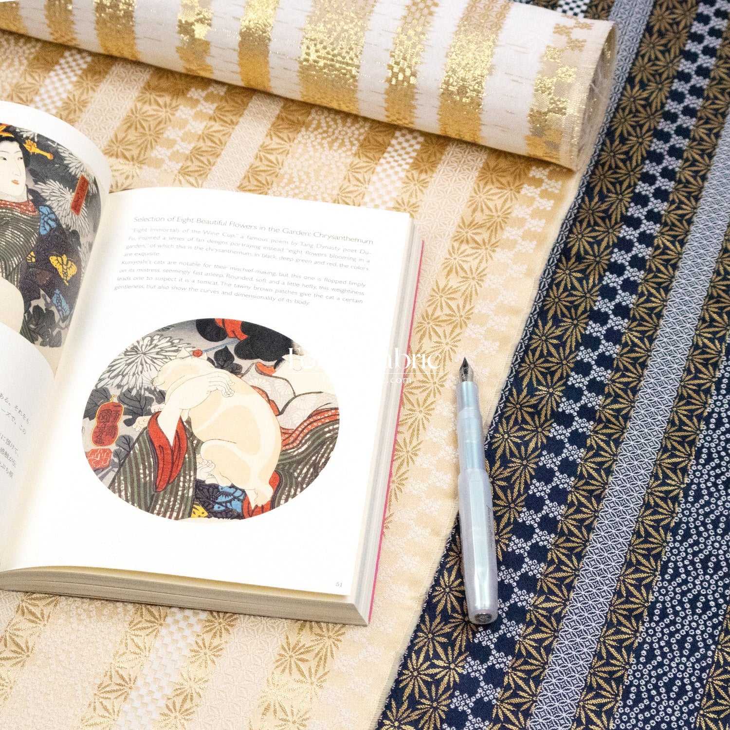 Gold Brocade - Tradition Strip fabric Navy Gold - FO:REST Fabric 布恩堂Liberty fabrictana lawnjapanese fabricykk zipper