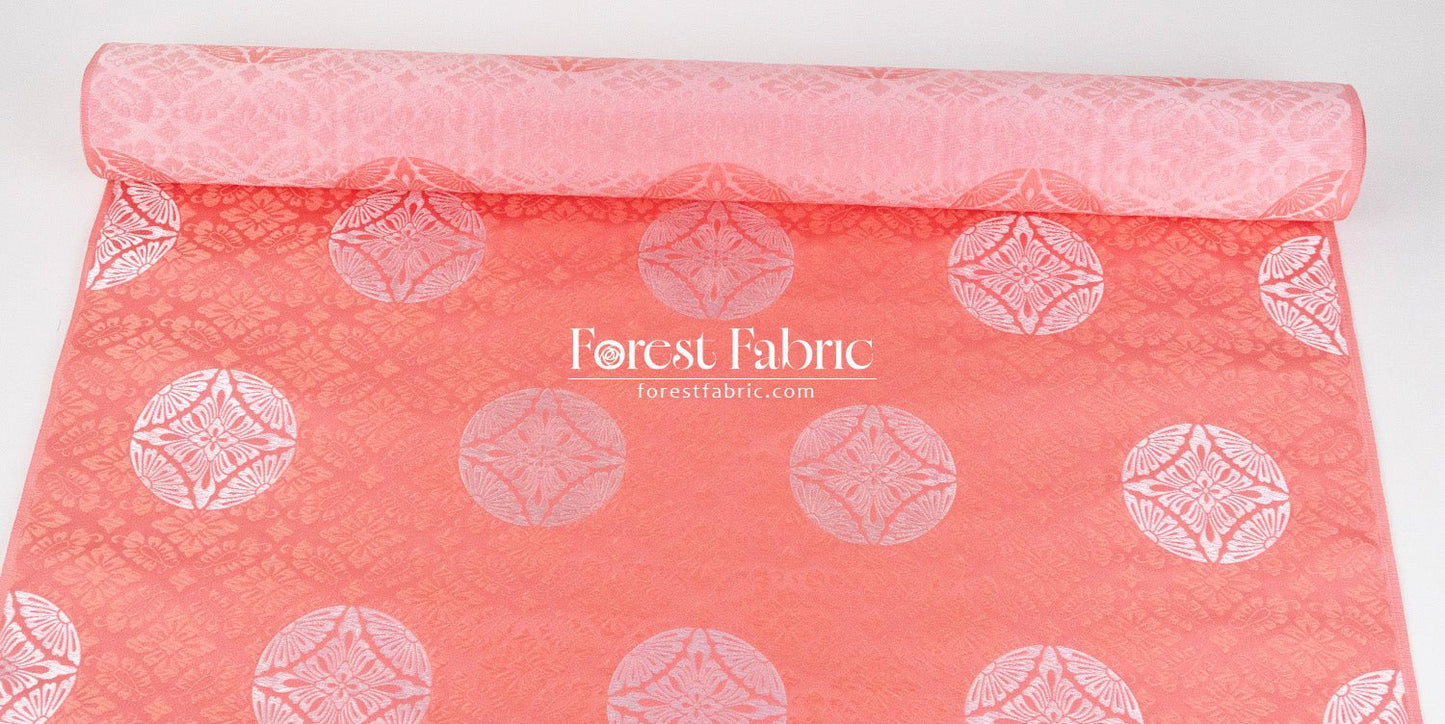 Gold Brocade - Traditional Coral Crest fabric - FO:REST Fabric 布恩堂Liberty fabrictana lawnjapanese fabricykk zipper
