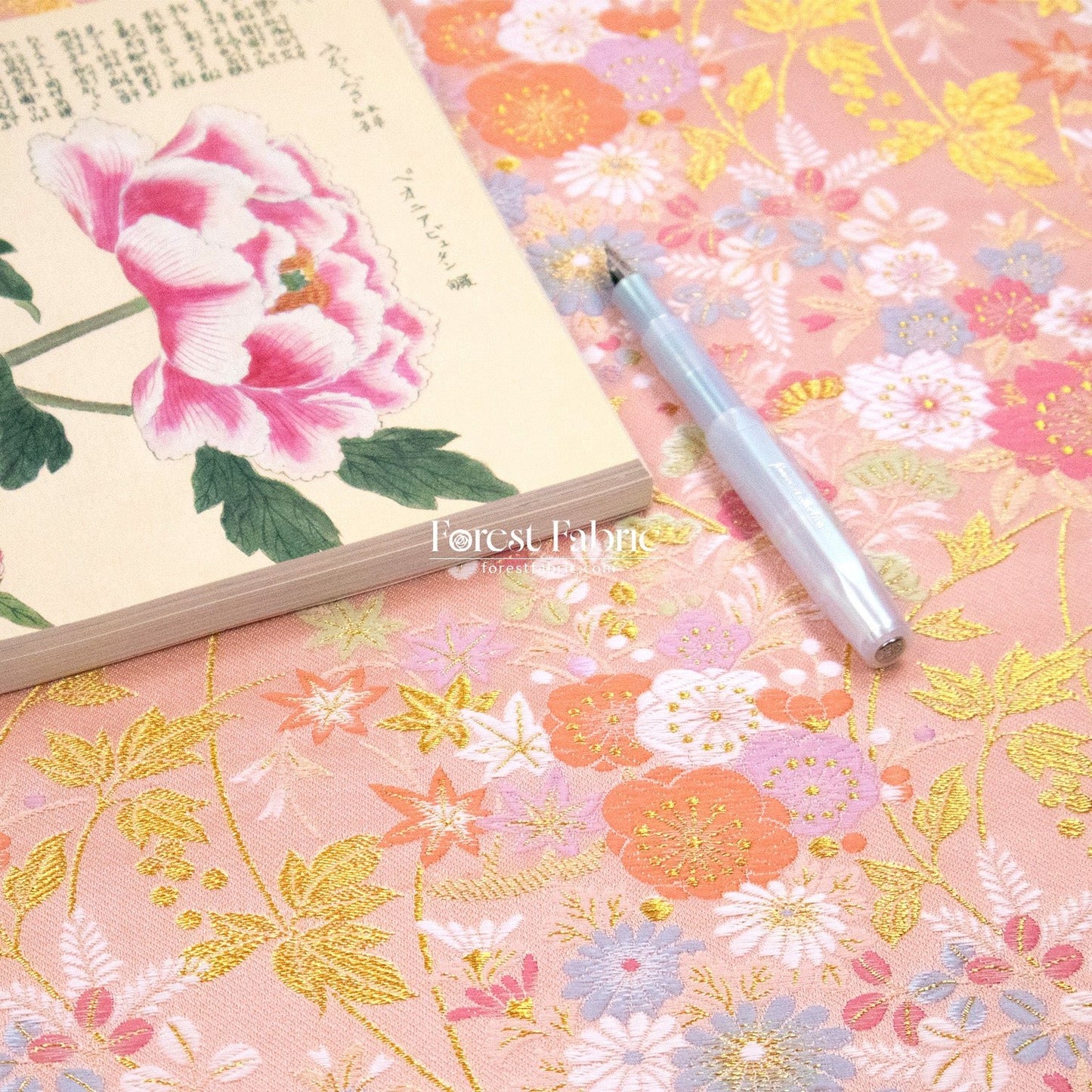 Gold Brocade - Wild Flower fabric white pink - FO:REST Fabric 布恩堂Liberty fabrictana lawnjapanese fabricykk zipper