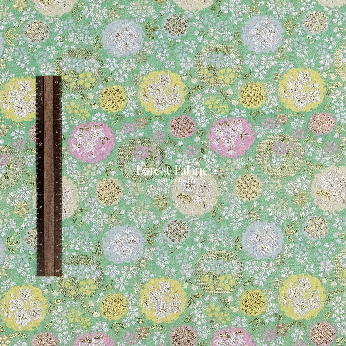 Gold Brocade - Yukiwa Snow lotus fabric Green - FO:REST Fabric 布恩堂Liberty fabrictana lawnjapanese fabricykk zipper