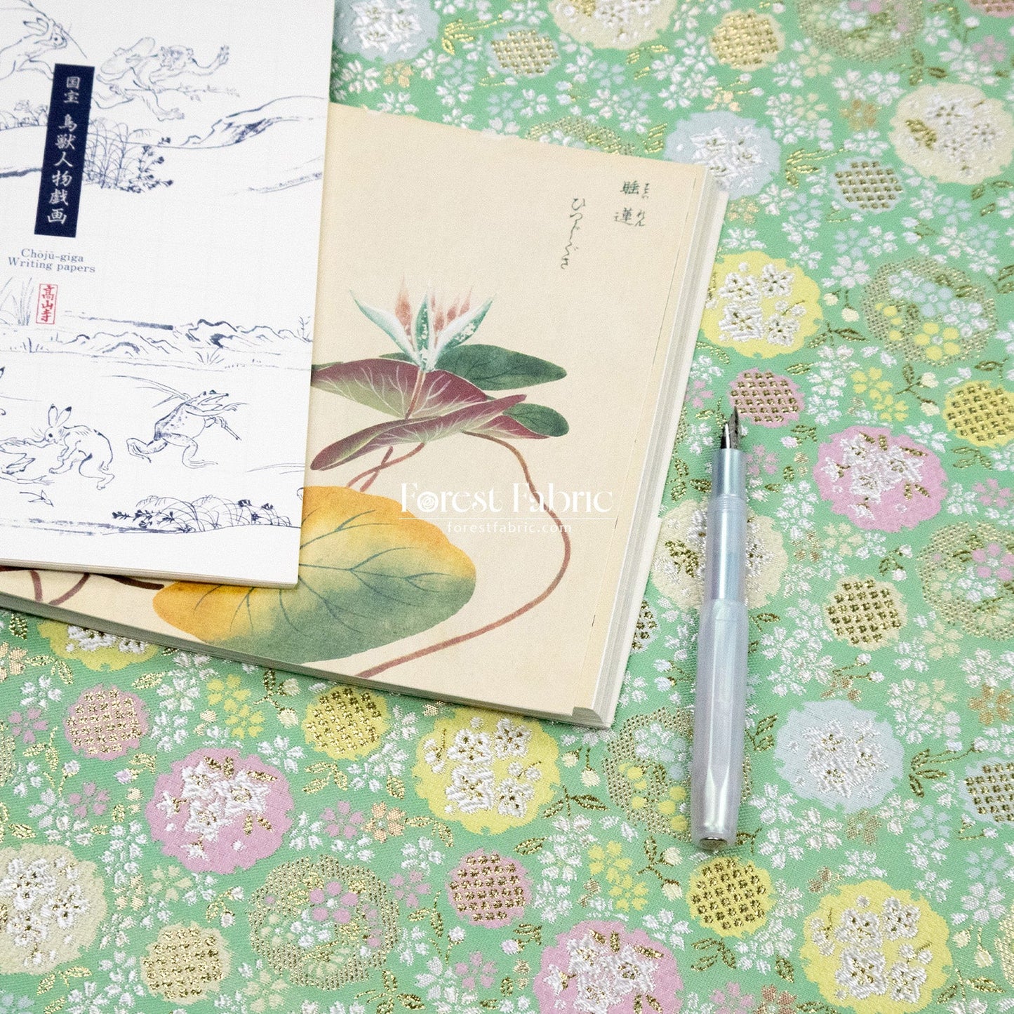 Gold Brocade - Yukiwa Snow lotus fabric Green - FO:REST Fabric 布恩堂Liberty fabrictana lawnjapanese fabricykk zipper