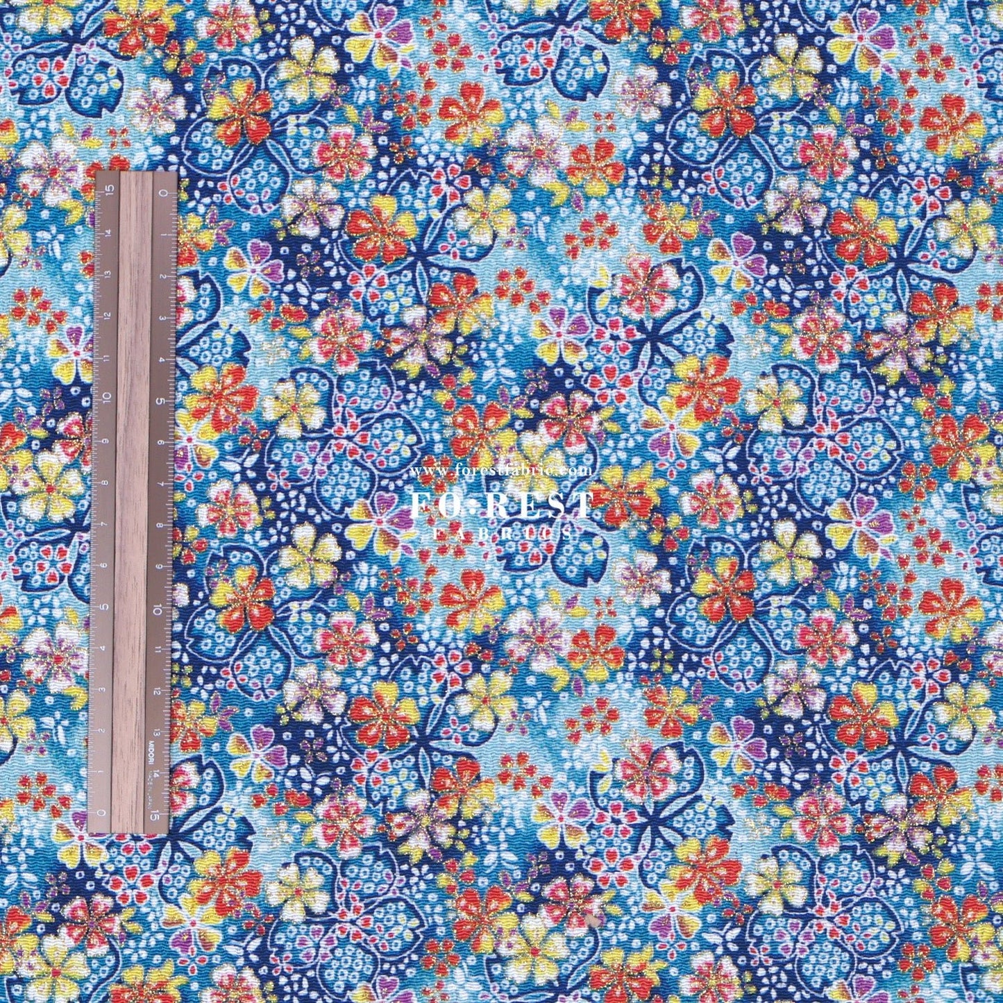 Ichikoshi crepe - Sakura fabric 1 - FO:REST Fabric 布恩堂Liberty fabrictana lawnjapanese fabricykk zipper