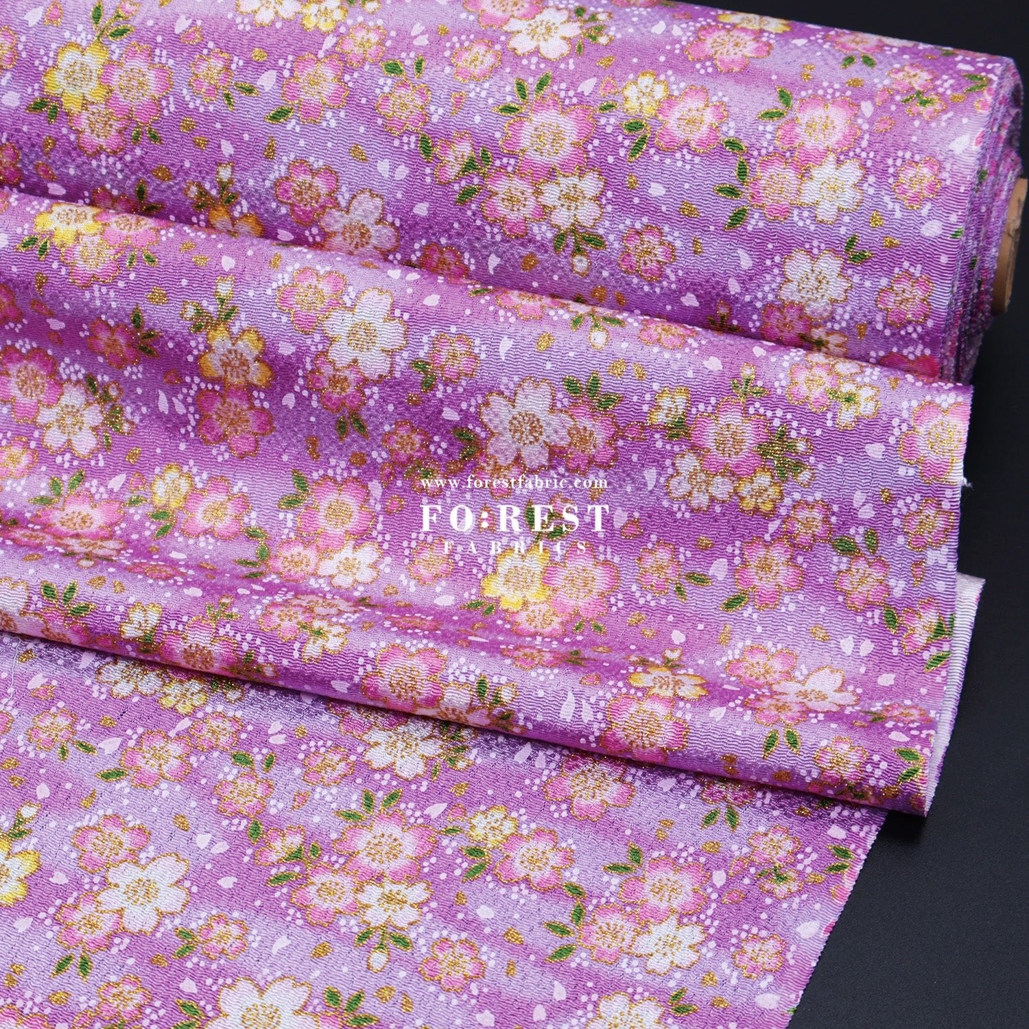 Ichikoshi crepe - Sakura fabric 2 - FO:REST Fabric 布恩堂Liberty fabrictana lawnjapanese fabricykk zipper