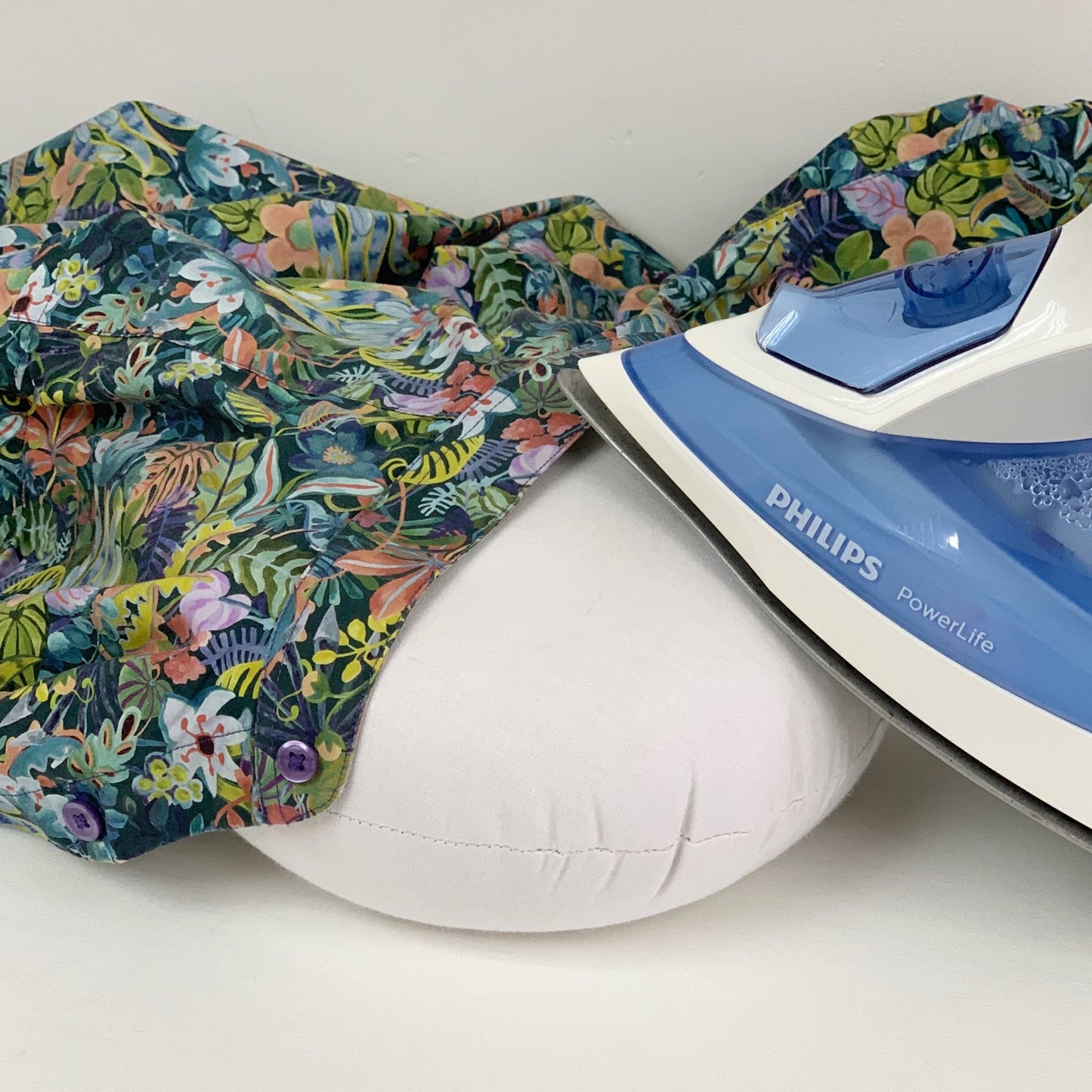 Ironing pillows Big 輕便熨枕 大 - FO:REST Fabric 布恩堂Liberty fabrictana lawnjapanese fabricykk zipper