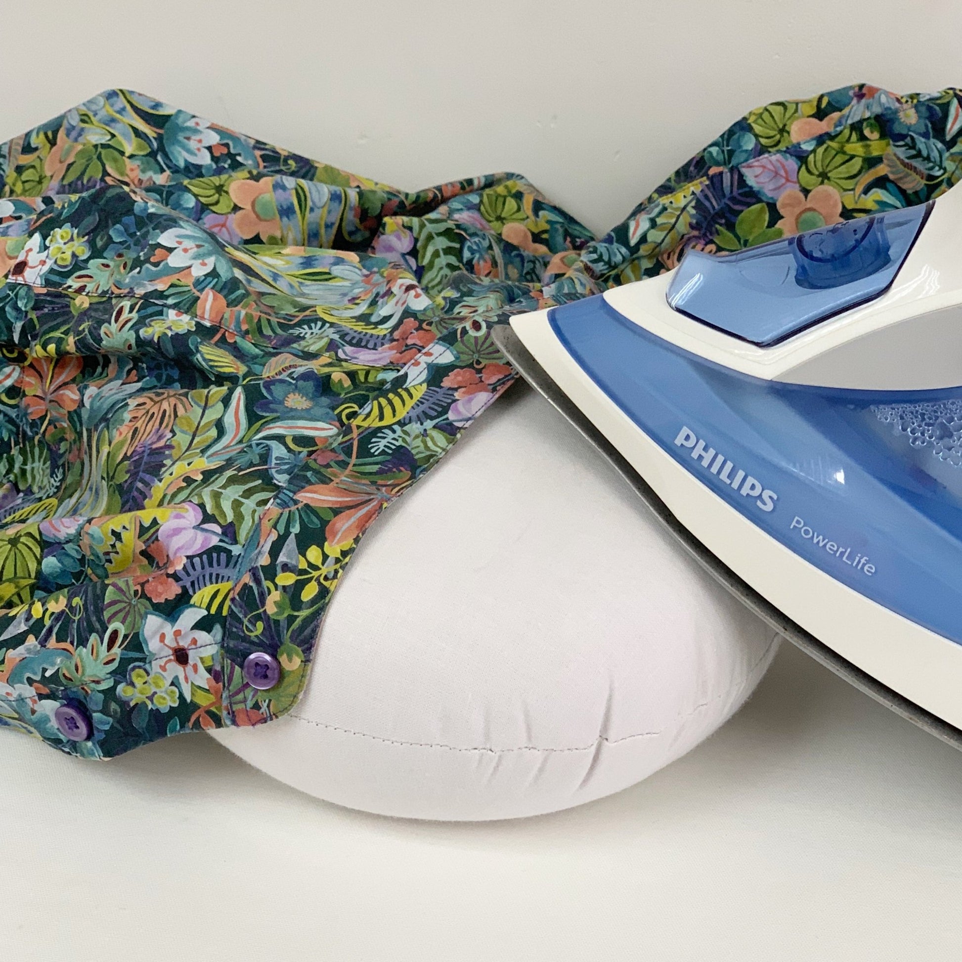 Ironing pillows Big 輕便熨枕 大 - FO:REST Fabric 布恩堂Liberty fabrictana lawnjapanese fabricykk zipper