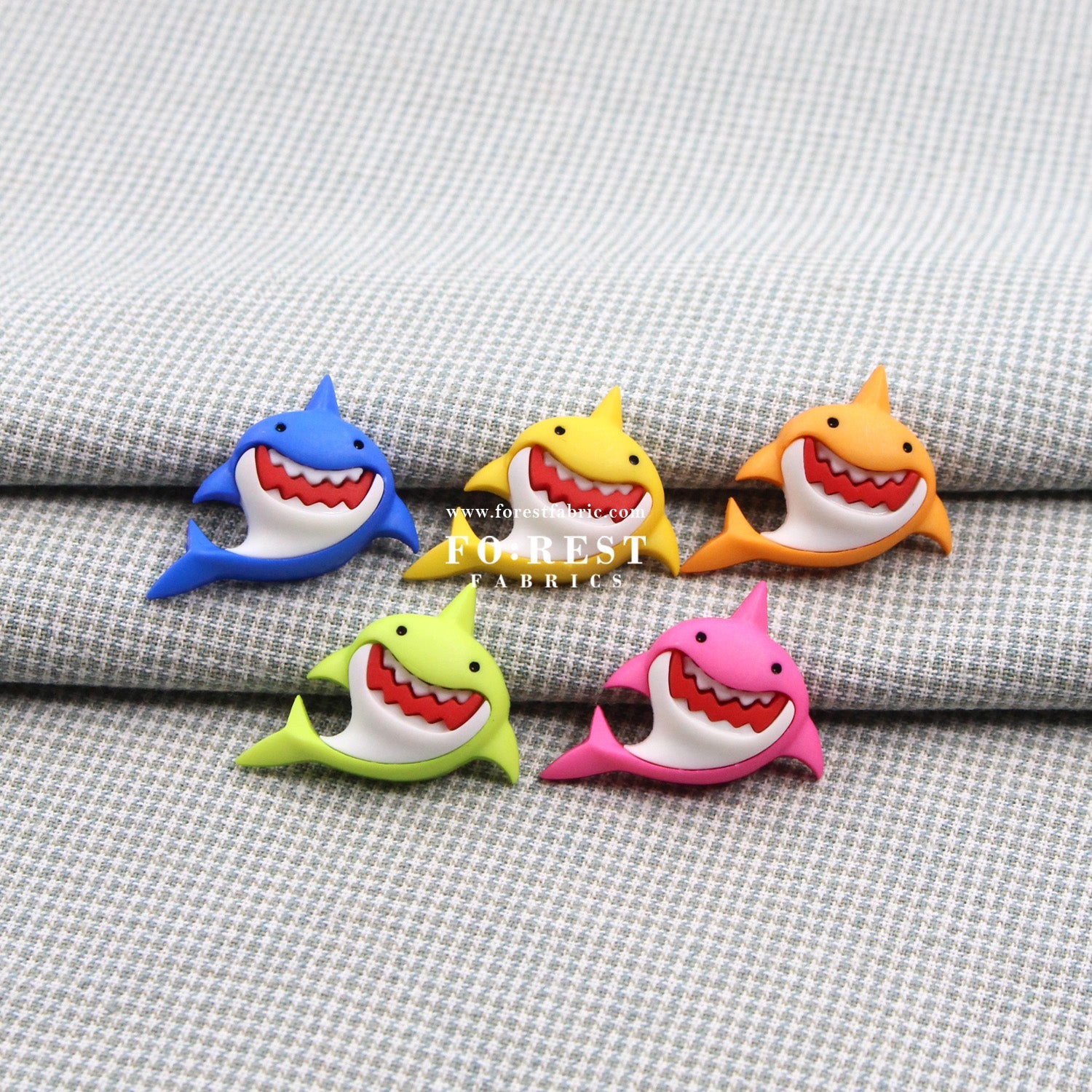 Jawsome baby shark Buttons - FO:REST Fabric 布恩堂Liberty fabrictana lawnjapanese fabricykk zipper