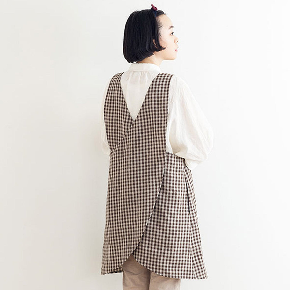 Ladies Paper pattern for Back-Cross Apron - FO:REST Fabric 布恩堂Liberty fabric#tana lawn#japanese fabric#ykk zipper#