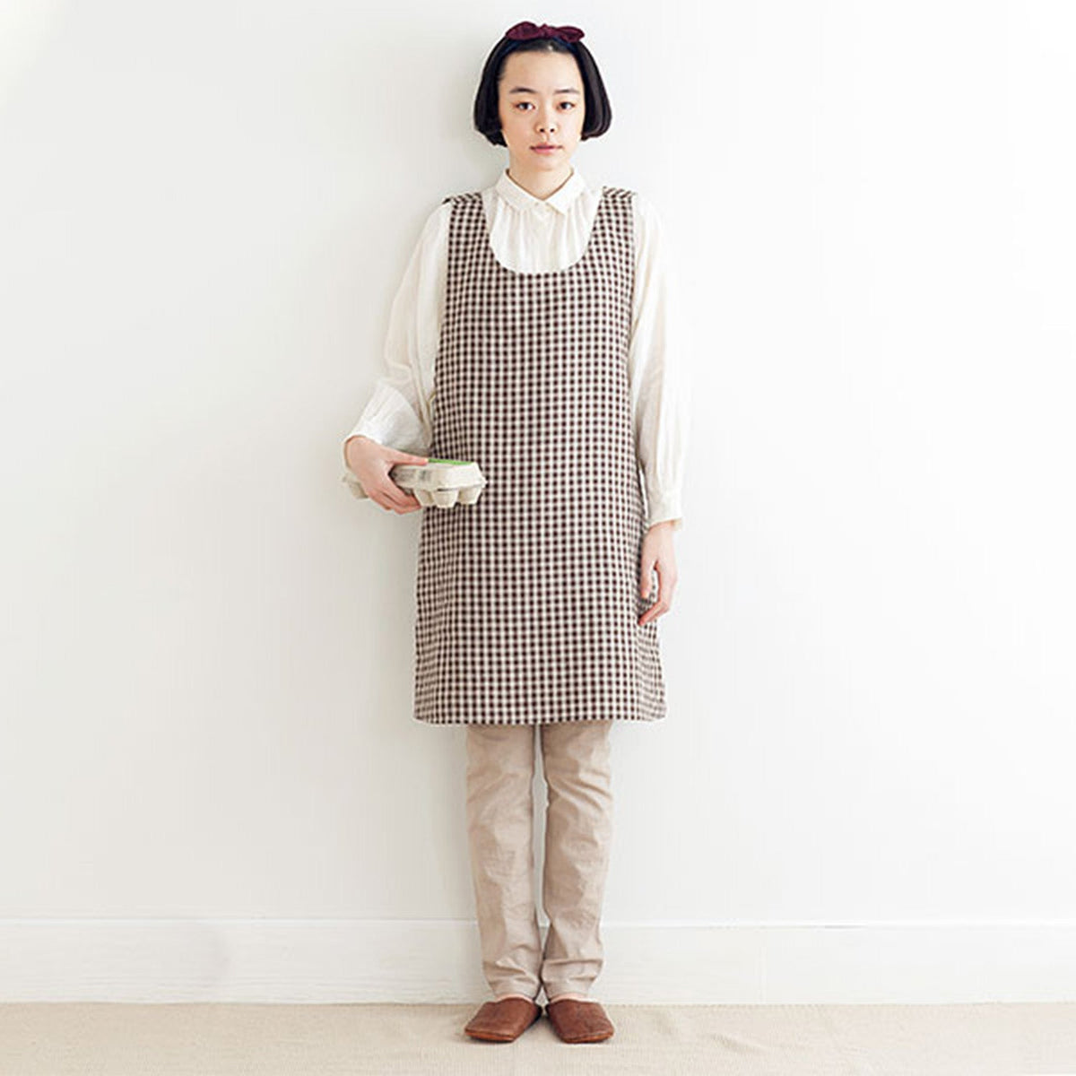 Ladies Paper pattern for Back-Cross Apron - FO:REST Fabric 布恩堂Liberty fabric#tana lawn#japanese fabric#ykk zipper#