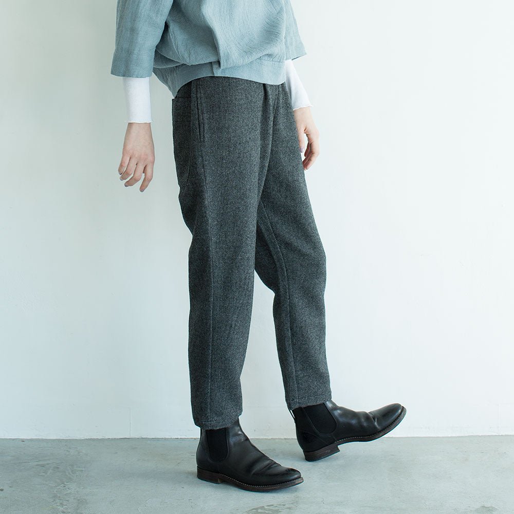 Ladies Paper pattern for Versatile Tapered Pants - FO:REST Fabric 布恩堂Liberty fabric#tana lawn#japanese fabric#ykk zipper#