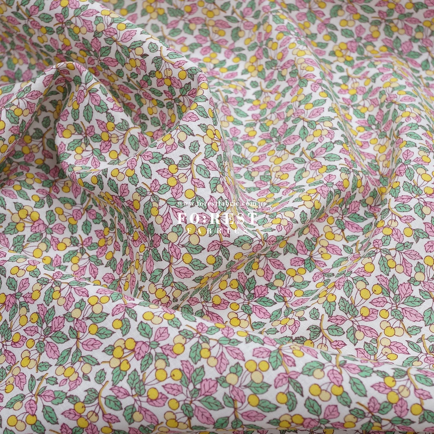 Liberty of London (Augusta Linen Fabric) - Colleen's Orchard - FO:REST Fabric 布恩堂Liberty fabrictana lawnjapanese fabricykk zipper