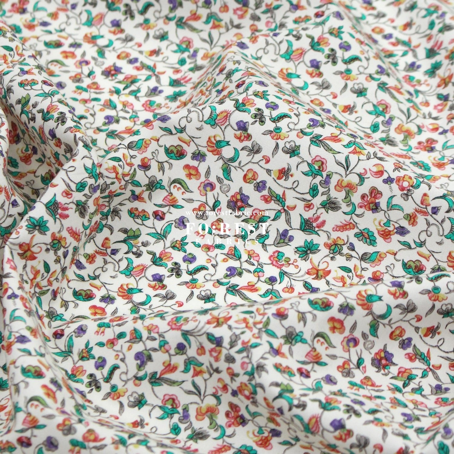 Liberty of London (Cotton Poplin Fabric) - Eleanor's orchard - FO:REST Fabric 布恩堂Liberty fabrictana lawnjapanese fabricykk zipper