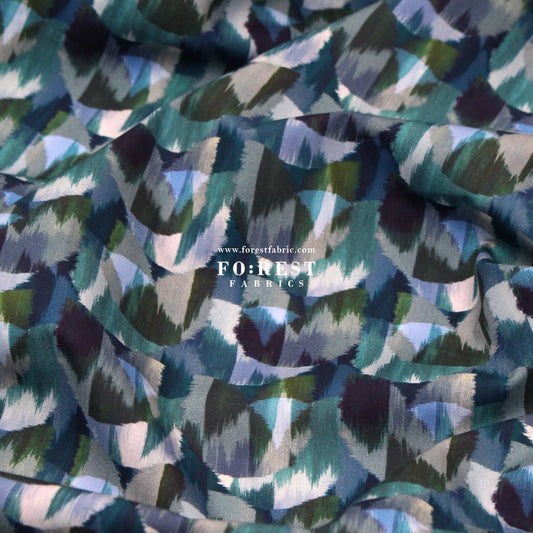 Liberty of London (Cotton Poplin Fabric) - Ikat Night - FO:REST Fabric 布恩堂Liberty fabrictana lawnjapanese fabricykk zipper