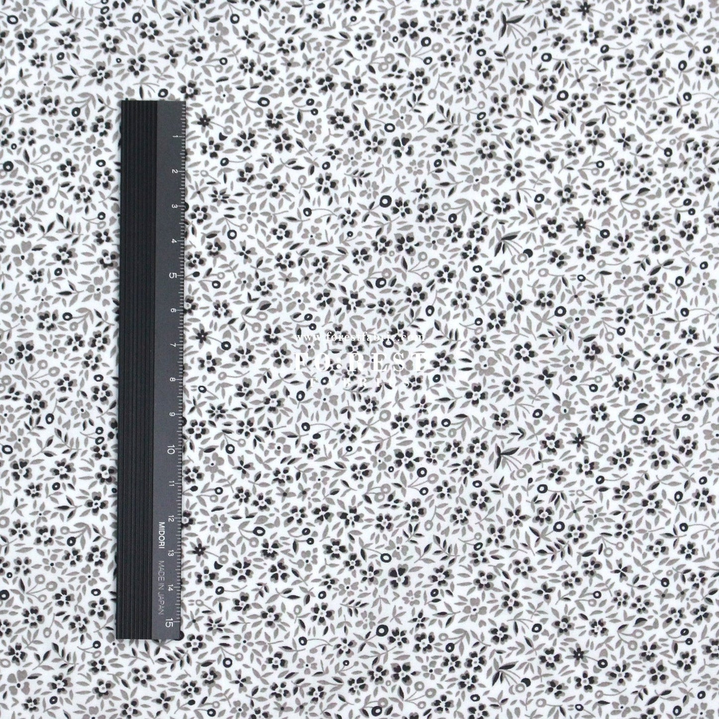Liberty of London (Cotton Poplin Fabric) - INDI - FO:REST Fabric 布恩堂Liberty fabrictana lawnjapanese fabricykk zipper
