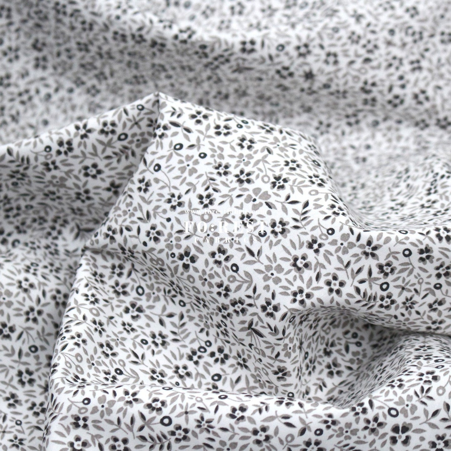 Liberty of London (Cotton Poplin Fabric) - INDI - FO:REST Fabric 布恩堂Liberty fabrictana lawnjapanese fabricykk zipper