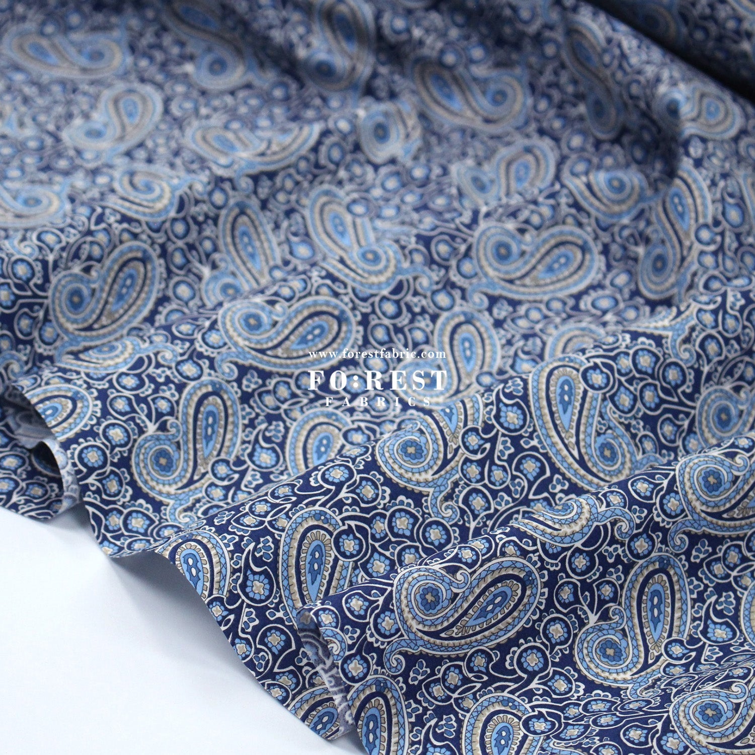 Liberty of London (Cotton Poplin Fabric) - Lee - FO:REST Fabric 布恩堂Liberty fabrictana lawnjapanese fabricykk zipper