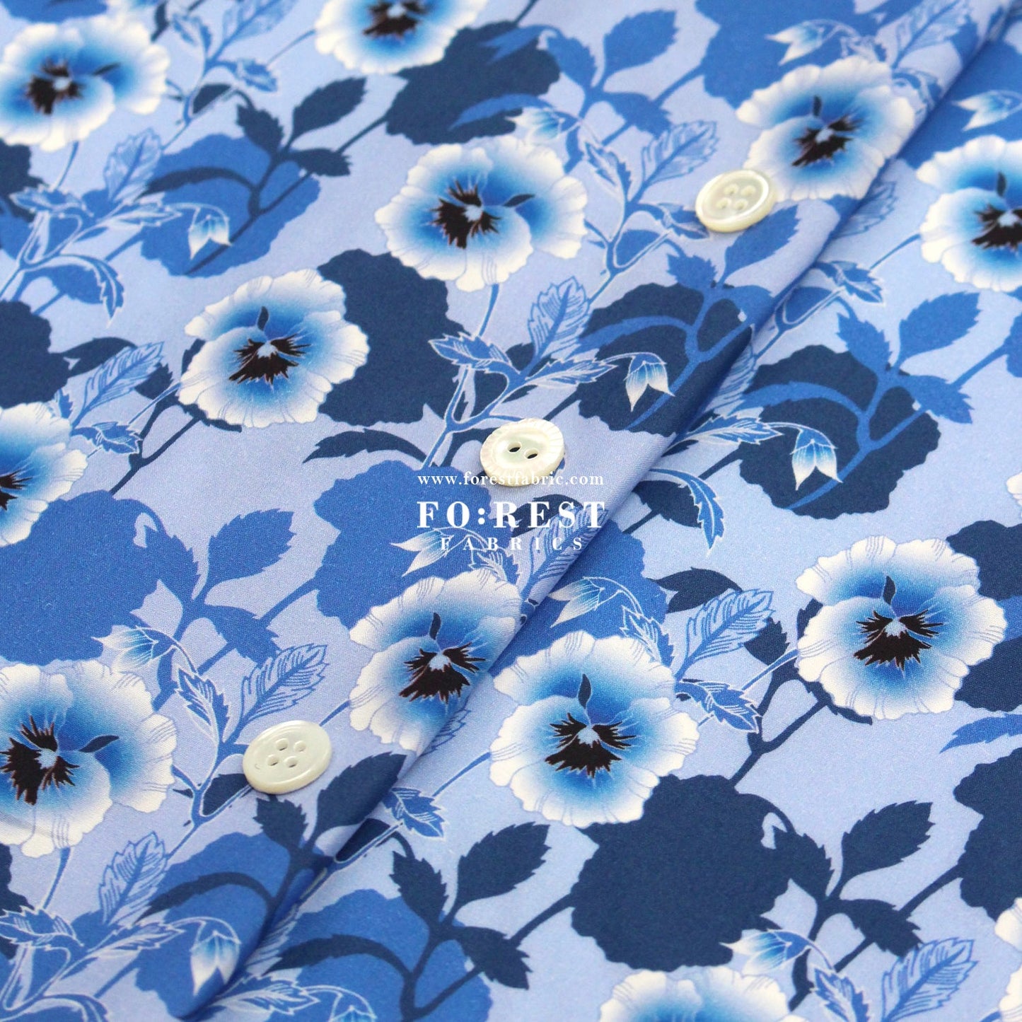 Liberty of London (Cotton Poplin Fabric) - Pansy Dot C - FO:REST Fabric 布恩堂Liberty fabrictana lawnjapanese fabricykk zipper