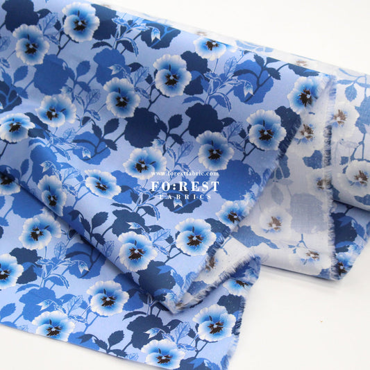 Liberty of London (Cotton Poplin Fabric) - Pansy Dot C - FO:REST Fabric 布恩堂Liberty fabrictana lawnjapanese fabricykk zipper