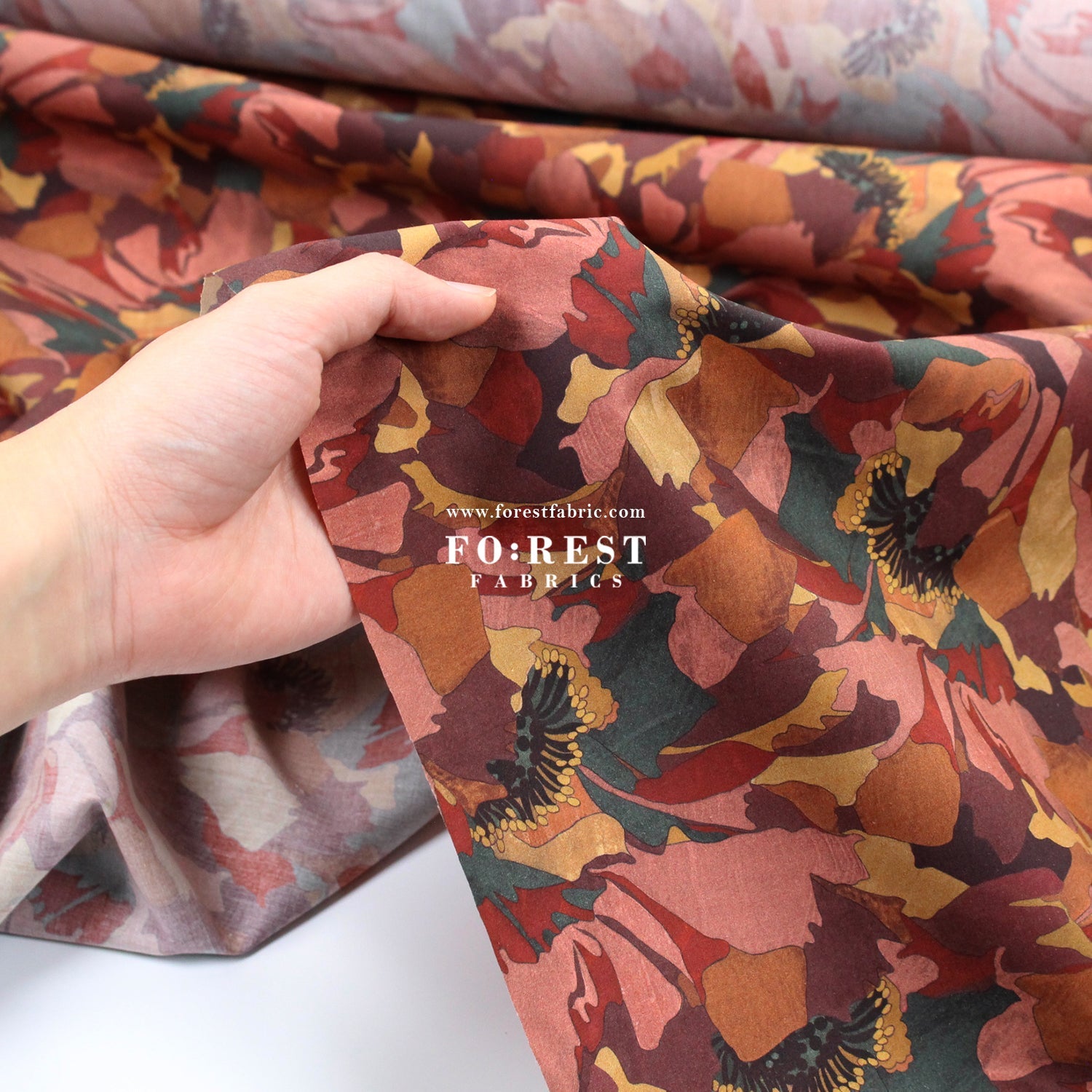 Liberty of London (Cotton Poplin Fabric) - Peony Promenade - FO:REST Fabric 布恩堂Liberty fabrictana lawnjapanese fabricykk zipper