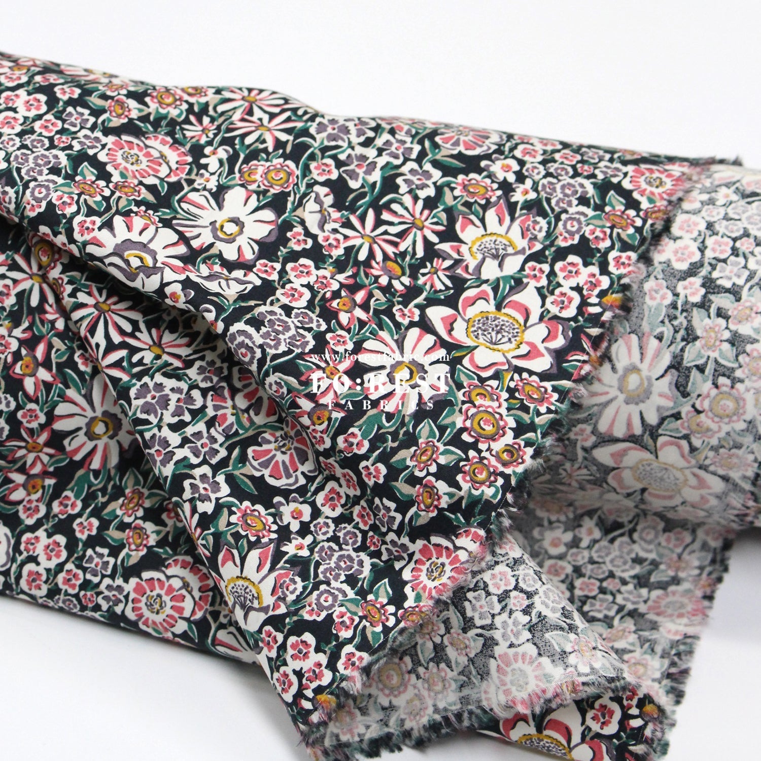 Liberty of London (Cotton Poplin Fabric) - White garden A - FO:REST Fabric 布恩堂Liberty fabrictana lawnjapanese fabricykk zipper