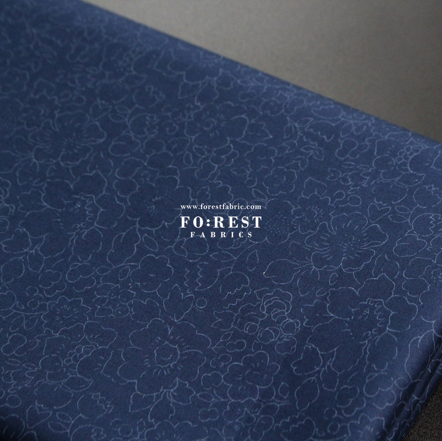 Liberty of London (Cotton Tana Lawn Fabric) - Betsy Navy - FO:REST Fabric 布恩堂Liberty fabrictana lawnjapanese fabricykk zipper