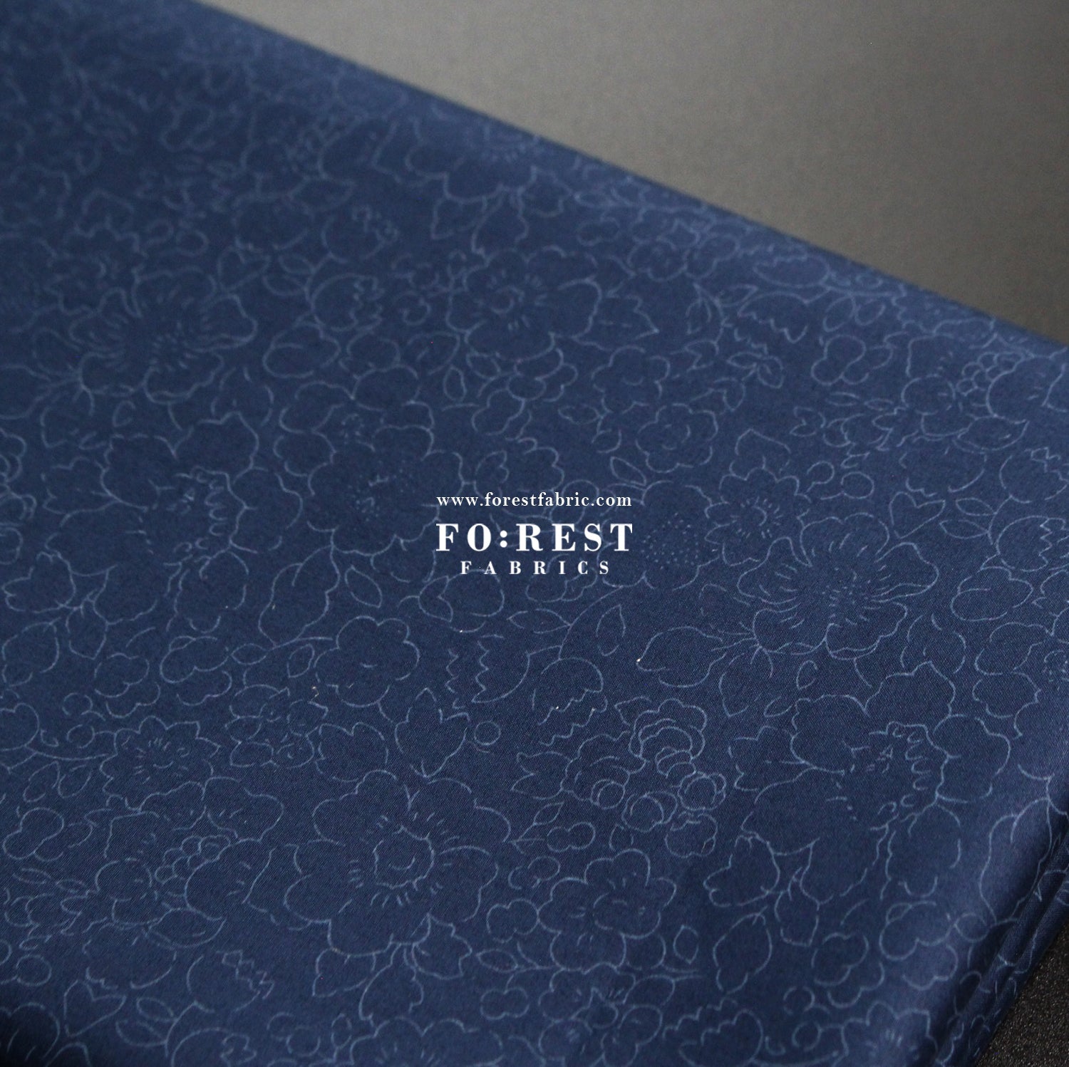 Liberty of London (Cotton Tana Lawn Fabric) - Betsy Navy - FO:REST Fabric 布恩堂Liberty fabrictana lawnjapanese fabricykk zipper