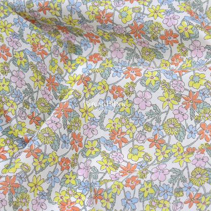 Liberty of London (Cotton Tana Lawn Fabric) - Carmella Daisy - FO:REST Fabric 布恩堂Liberty fabrictana lawnjapanese fabricykk zipper