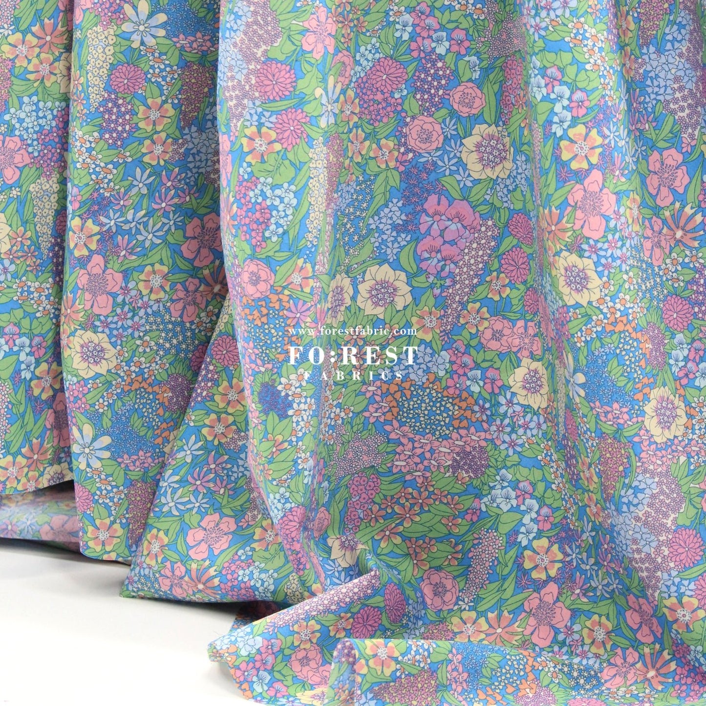 Liberty of London (Cotton Tana Lawn Fabric) - Ciara Light Blue - FO:REST Fabric 布恩堂Liberty fabrictana lawnjapanese fabricykk zipper