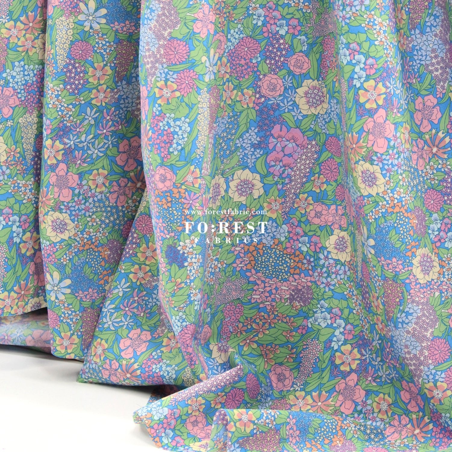 Liberty of London (Cotton Tana Lawn Fabric) - Ciara Light Blue - FO:REST Fabric 布恩堂Liberty fabrictana lawnjapanese fabricykk zipper