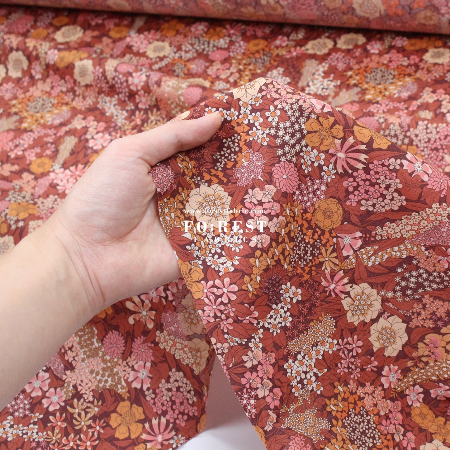 Liberty of London (Cotton Tana Lawn Fabric) - Ciara Metalic L - FO:REST Fabric 布恩堂Liberty fabrictana lawnjapanese fabricykk zipper