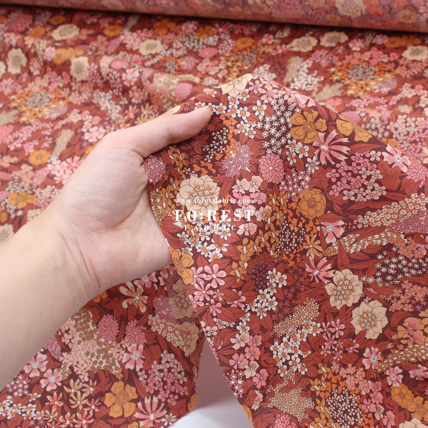 Liberty of London (Cotton Tana Lawn Fabric) - Ciara Metalic L - FO:REST Fabric 布恩堂Liberty fabrictana lawnjapanese fabricykk zipper