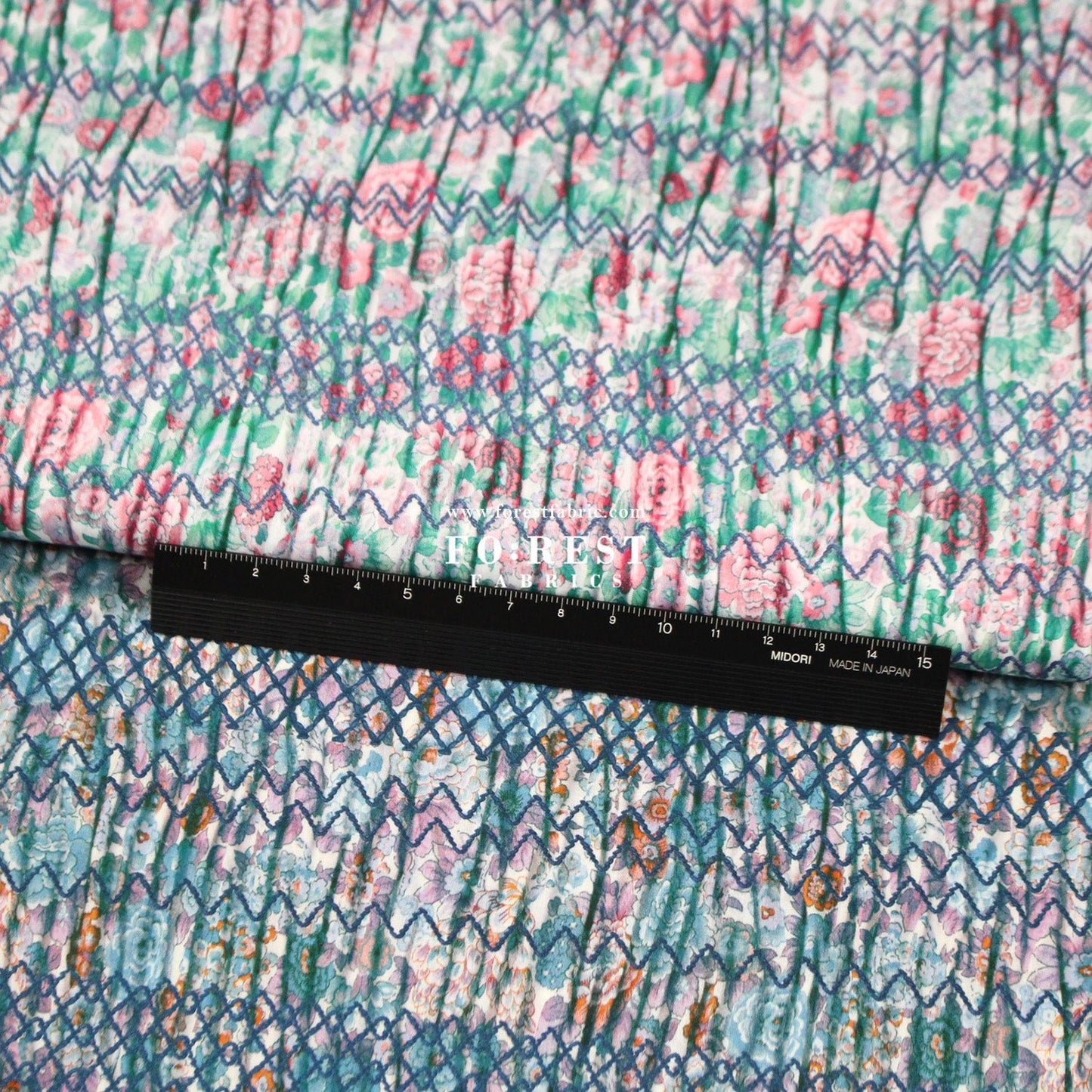 Liberty of London (Cotton Tana Lawn Fabric) - Elysian Smock - FO:REST Fabric 布恩堂Liberty fabrictana lawnjapanese fabricykk zipper