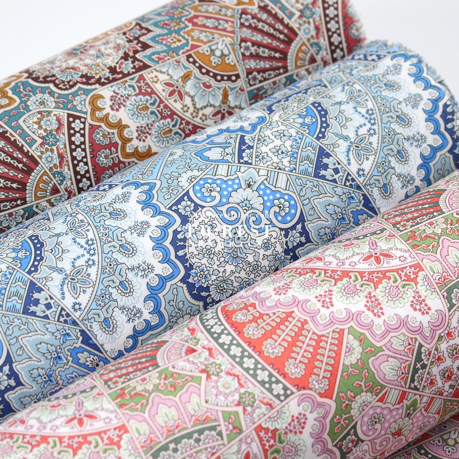 Liberty of London (Cotton Tana Lawn Fabric) - Emporium - FO:REST Fabric 布恩堂Liberty fabrictana lawnjapanese fabricykk zipper