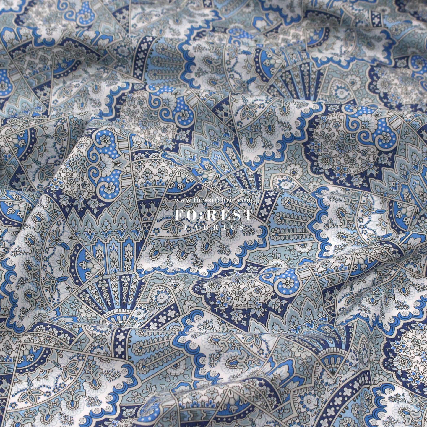Liberty of London (Cotton Tana Lawn Fabric) - Emporium - FO:REST Fabric 布恩堂Liberty fabrictana lawnjapanese fabricykk zipper