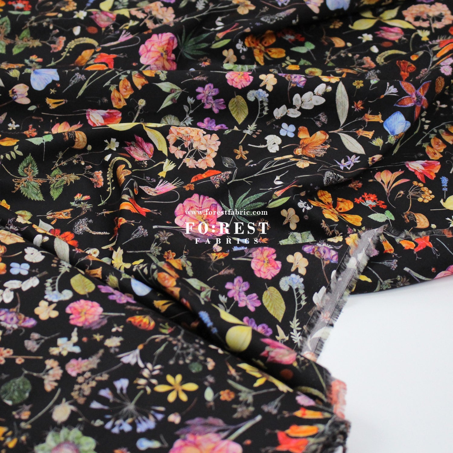 Liberty of London (Cotton Tana Lawn Fabric) - Floral eve Black - FO:REST Fabric 布恩堂Liberty fabrictana lawnjapanese fabricykk zipper