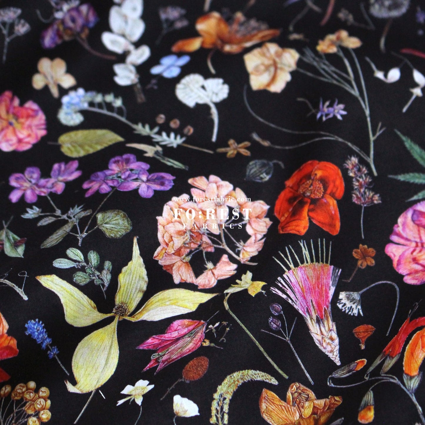 Liberty of London (Cotton Tana Lawn Fabric) - Floral eve Black - FO:REST Fabric 布恩堂Liberty fabrictana lawnjapanese fabricykk zipper