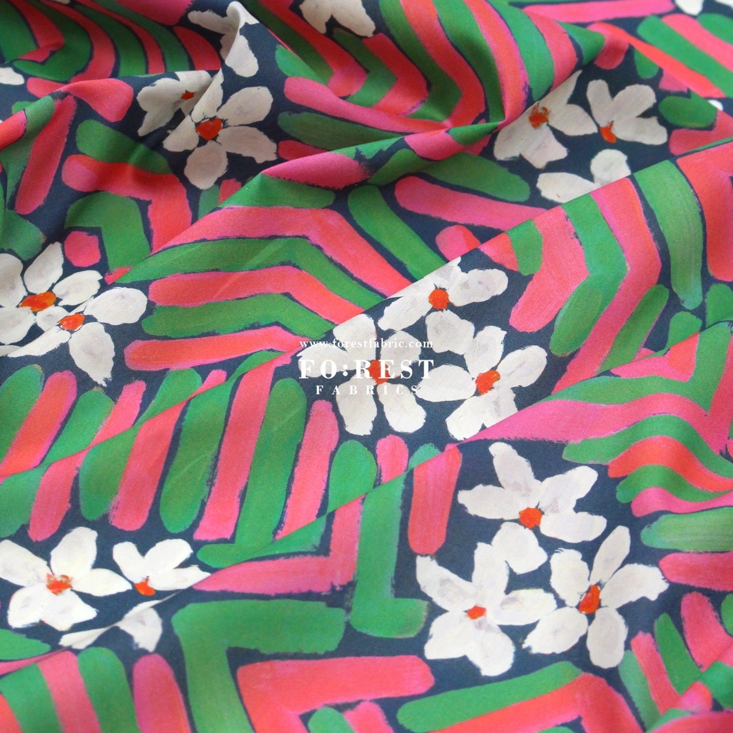 Liberty of London (Cotton Tana Lawn Fabric) - Flower Portrait A - FO:REST Fabric 布恩堂Liberty fabrictana lawnjapanese fabricykk zipper