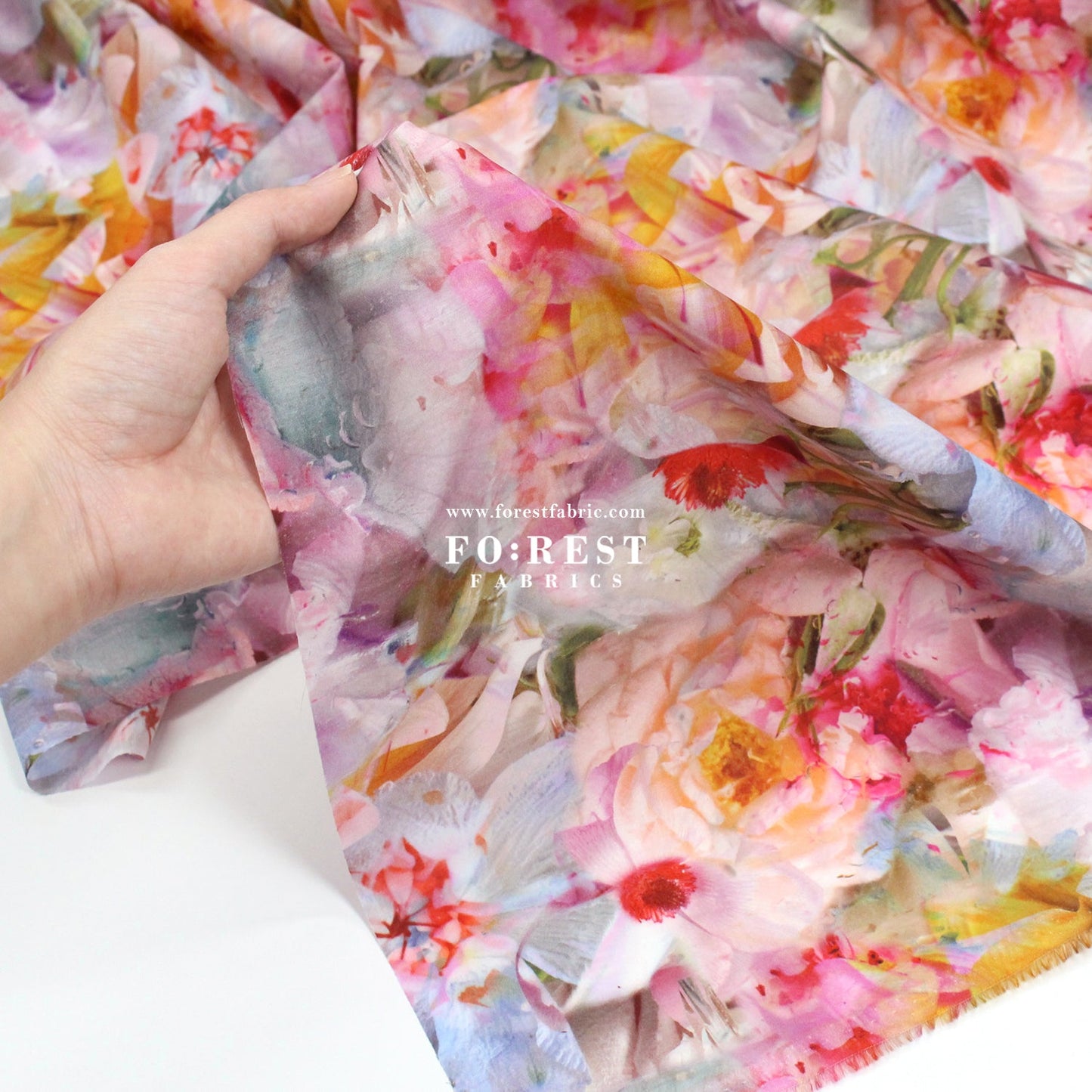 Liberty of London (Cotton Tana Lawn Fabric) - Frozen in Time A - FO:REST Fabric 布恩堂Liberty fabrictana lawnjapanese fabricykk zipper
