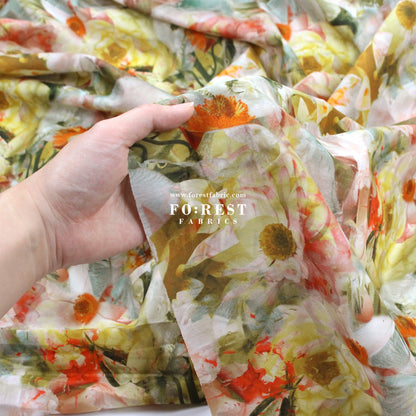 Liberty of London (Cotton Tana Lawn Fabric) - Frozen in Time C - FO:REST Fabric 布恩堂Liberty fabrictana lawnjapanese fabricykk zipper