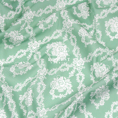 Liberty of London (Cotton Tana Lawn Fabric) - Garland Hampers B - FO:REST Fabric 布恩堂Liberty fabrictana lawnjapanese fabricykk zipper